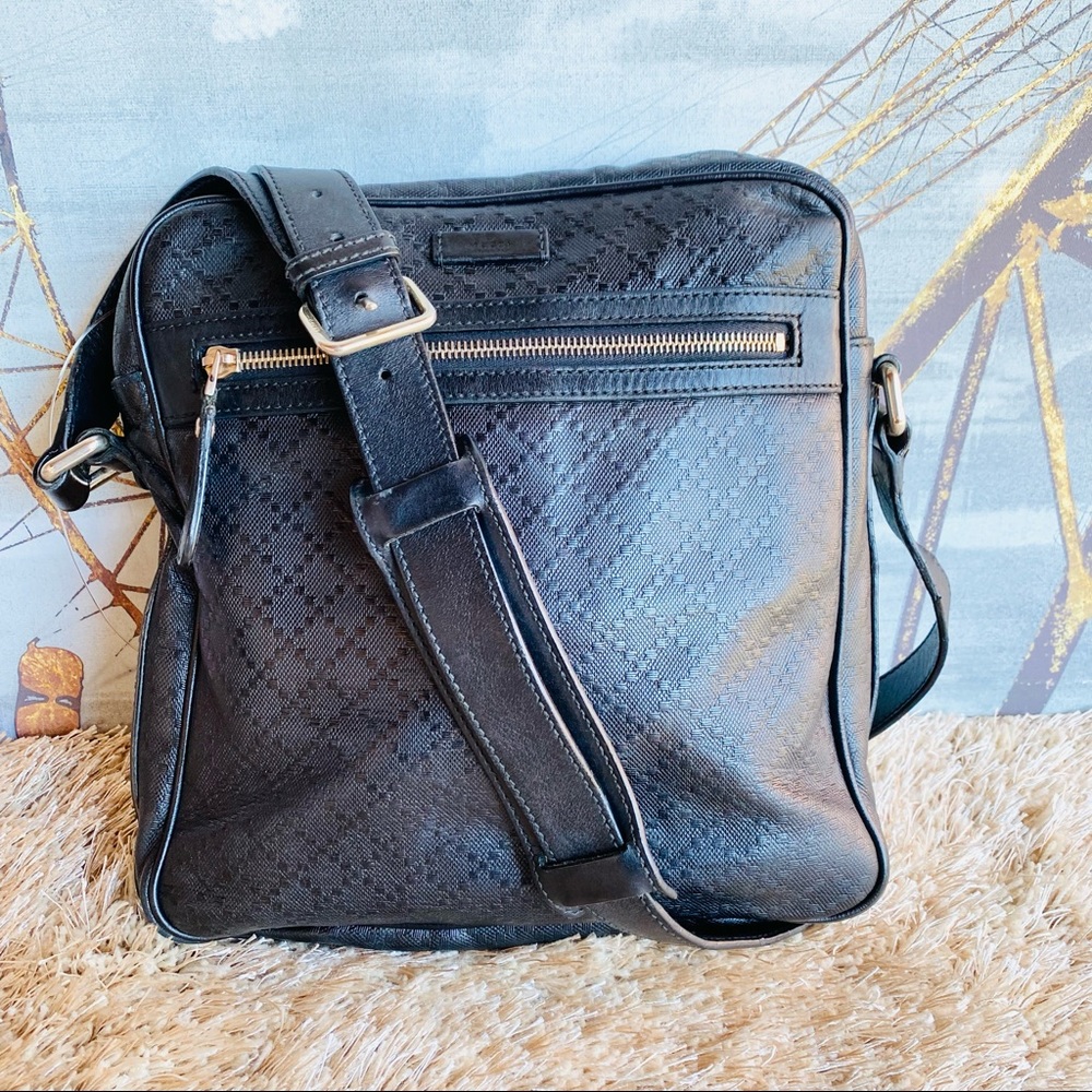 Gucci Diamanté Medium Hilary Messenger Bag